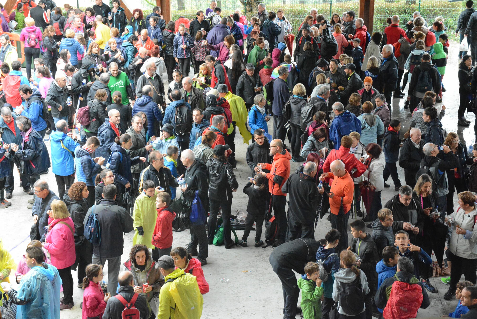 Foto 105 de la avituallamiento y mirador - Galería de la Subida a Artxanda 2019
